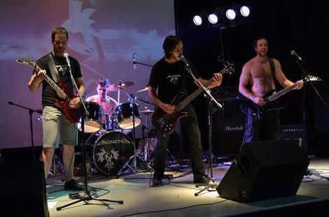 Grupo tributo a Metallica