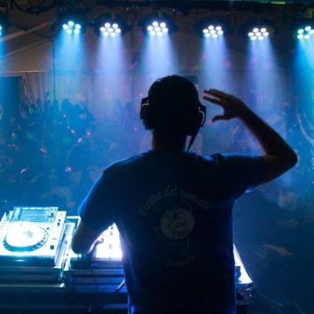 Discomovil + Dj 4 horas 