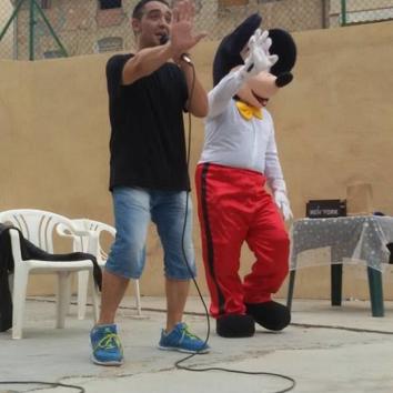 espectaculo de magia familiar + personaje (patrulla canina, disney...etc)