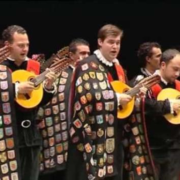 Tuna de 5 músicos para eventos