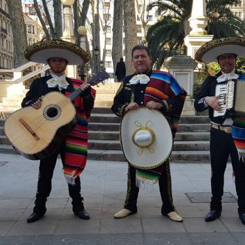 Mariachi 3 músicos para eventos