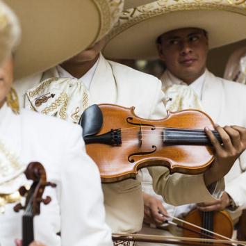 Mariachi 3 o más músicos para eventos
