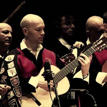 Tuna de 5 músicos para eventos