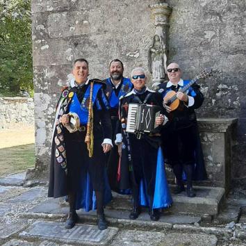 Tuna de 5 músicos para eventos