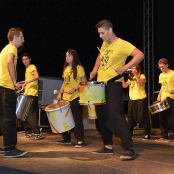 Batucada de 8 a 10 músicos para eventos