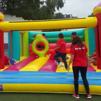 Animación infantil con hinchable para eventos