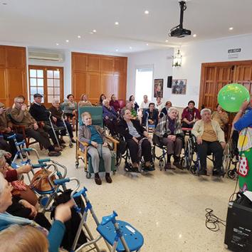 TALLER DE RISOTERAPIA - Para niños, adultos y ancionados