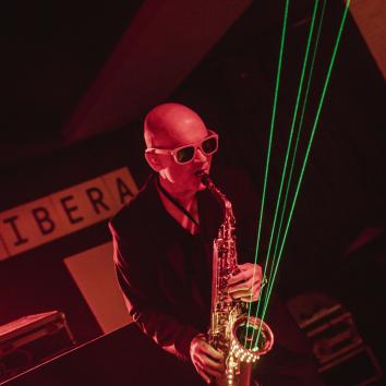Saxofón para fiesta de boda