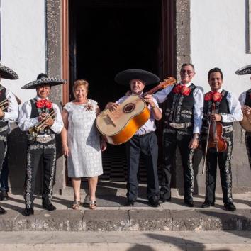 Mariachis 4 músicos