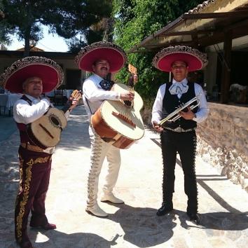 Mariachis 3 músicos 