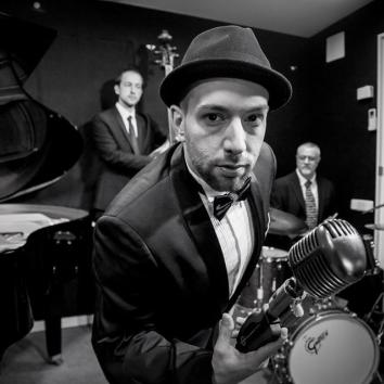 The Gentleband - pone su toque elegante de música en vivo en tu día más especial.