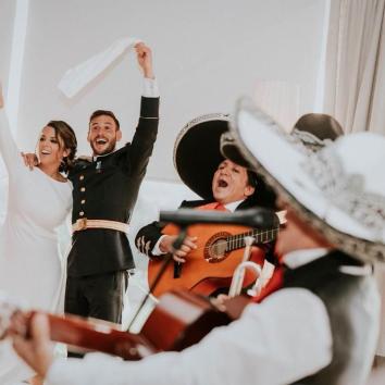 Discomóvil y mariachis para eventos