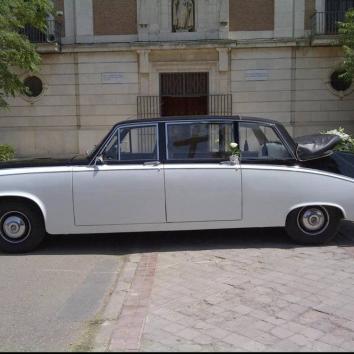 Limusina Daimler 3 plazas