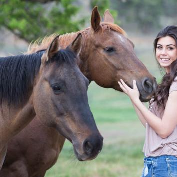 Meditacion y caballos en la sierra de Madrid