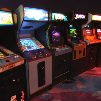 Máquina recreativa 3h con azafato