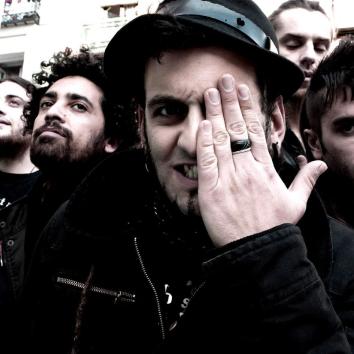 Banda (5 musicos + roadmanager )