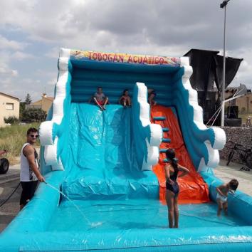 Alquiler de hinchables con piscina
