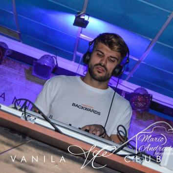 Dj ( Technno, House, Deep House)