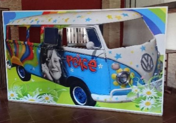 Photocall Policia o Caravana Hippie para Fotomatón