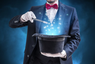 Actuación de mago payaso, juegos participativos, magia