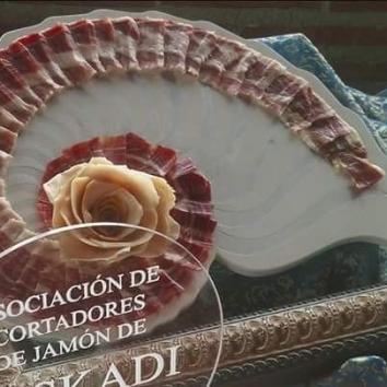 Servicio de corte + Jamón ibérico cebo de campo