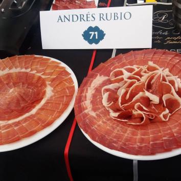 Servicio de corte + Jamón cebo de campo 50% ibérico