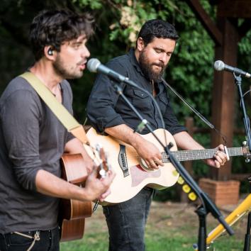 Duo acústico