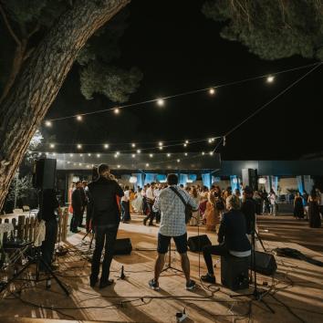 Dúo o Trio Musical para vuestra Boda , Cumpleaños o Evento.