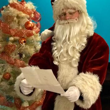 POE NAVIDAD, CONOCE A PAPÁ NOEL