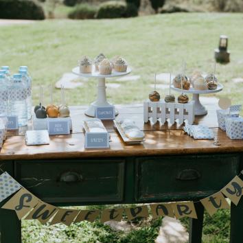 SWEET TABLE