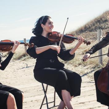 Pack de ceremonia y cóctel. Trío de cuerda: dos violines y violonchelo