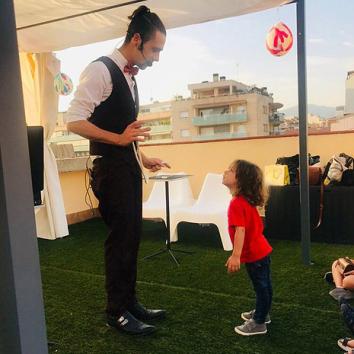 Magia infantil y de cerca para bautizos 