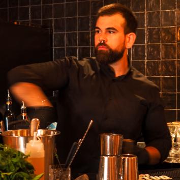 Aitor Rios Bartender
