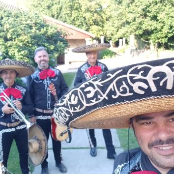 Imagen 3 de Mariachi Noche De Ronda Imagen 3 de Mariachi Noche De Ronda