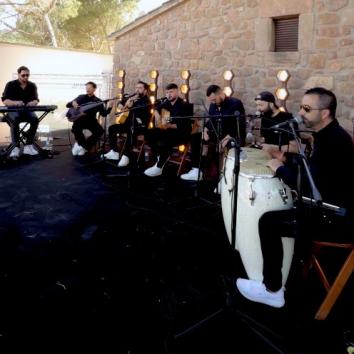 Typical Spanish Rumba | Grupos De Música Para Eventos Typical Spanish Rumba | Grupos De Música Para Eventos