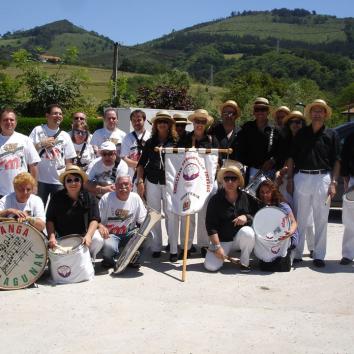 Imagen 1 de Charanga Lagunak
