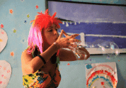 Imagen 3 de Pompas De Jabón Con Lili Soap Bubbles Мыльные пузыри Imagen 3 de Pompas De Jabón Con Lili Soap Bubbles Мыльные пузыри